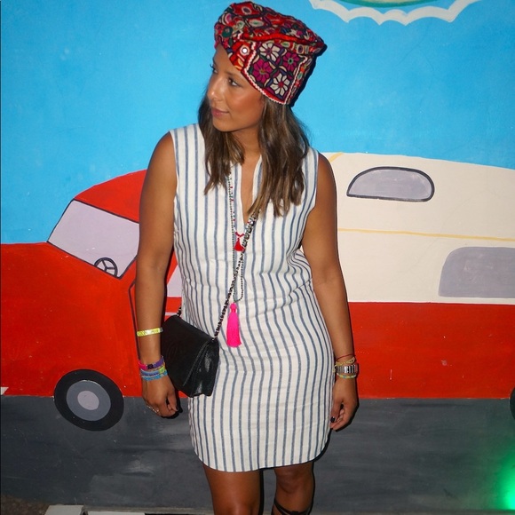 BCBG 100% Cotton Striped V-neck ruffle mini dress - Picture 11 of 11